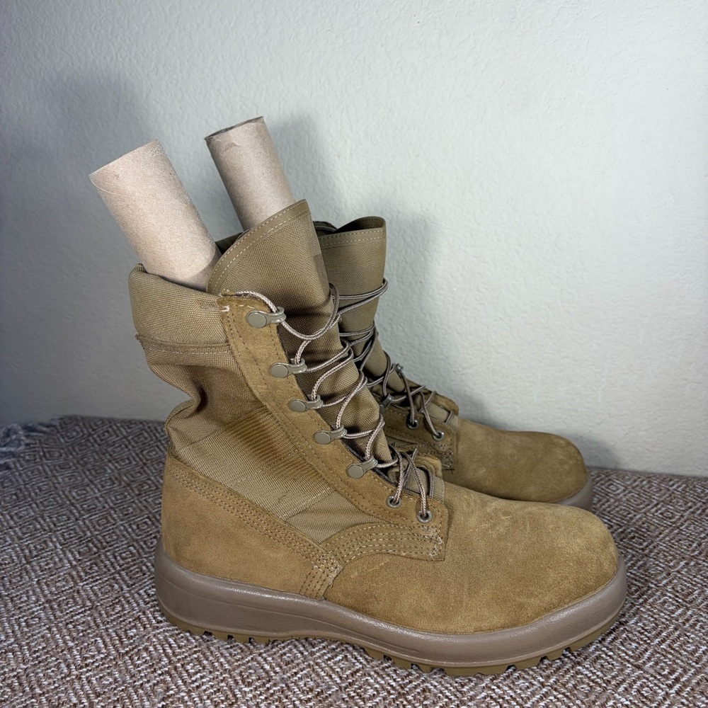 Belleville combat boots Mens 10.5W Vibram Steel Toe WorkBoots Gorpcore
